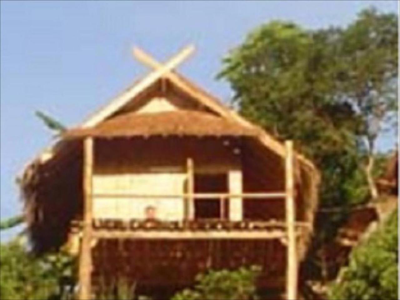 Вилла Akha Hill House Чианграй Экстерьер фото